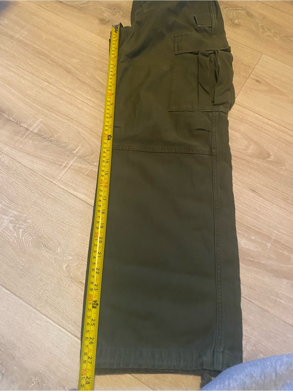 TNA Olive Green Cargo Pants Women wide Leg Buckle Pocket Adjustable size 2 - Picture 10 of 10